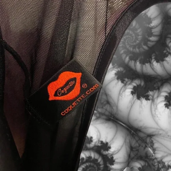 Coquette- green and black lingerie - Picture 3 of 3